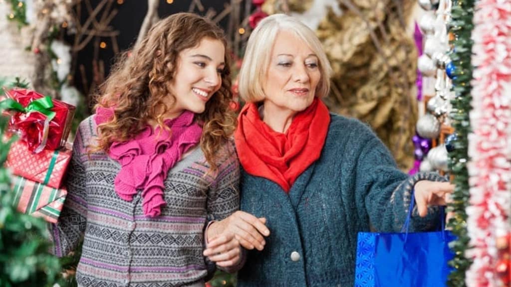 Holiday Blues: Helping an Older Loved One Enjoy the Season