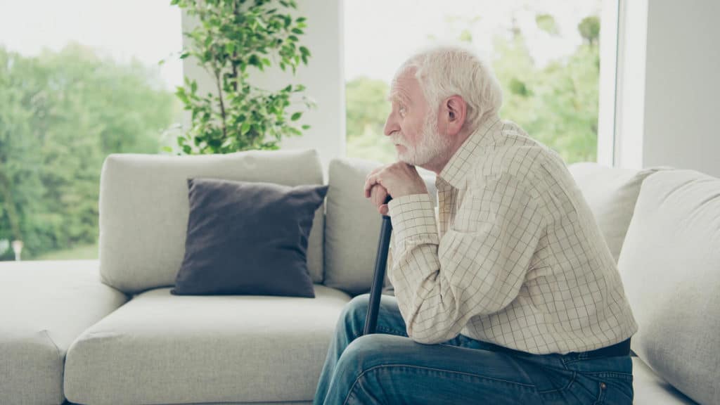 5 Dangers Seniors Face When Living Alone