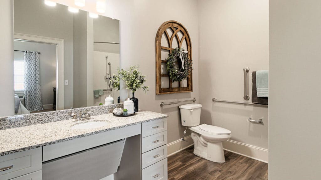 model bathroom at Traditions of Smyrna