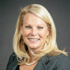 Headshot of lady with blonde hair