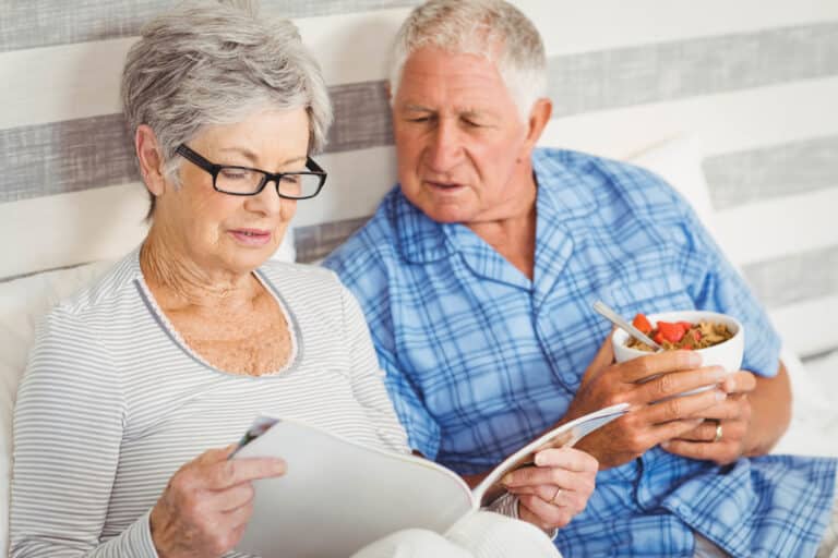pros and cons of senior living