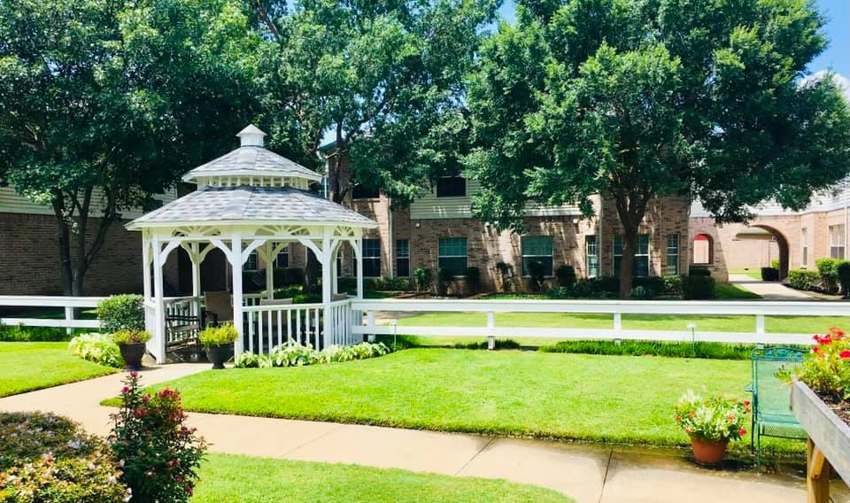 appletree court walking paths