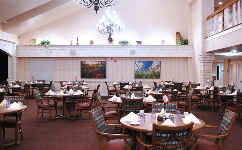 appletree court dining room