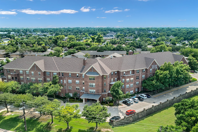Preston Hollow Exterior