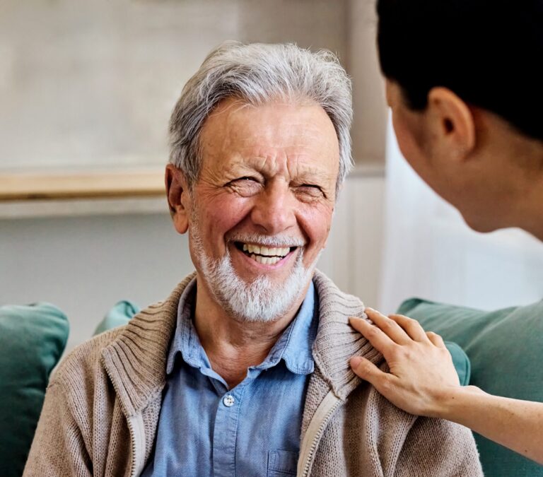 Doctor,Or,Nurse,Caregiver,With,Senior,Man,Talking,And,Having