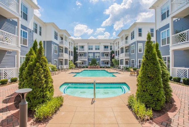 Everleigh Cool Springs pool