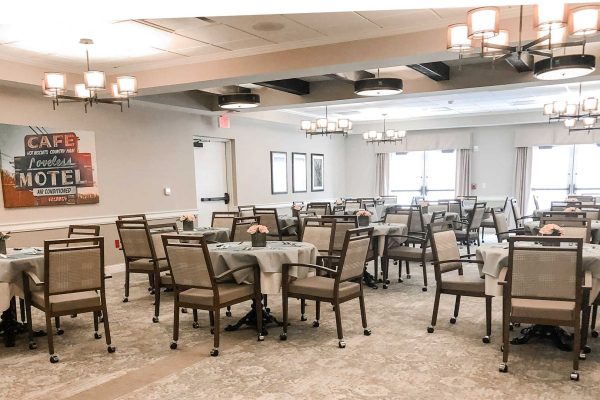 Dining room at Traditions of Mill Creek