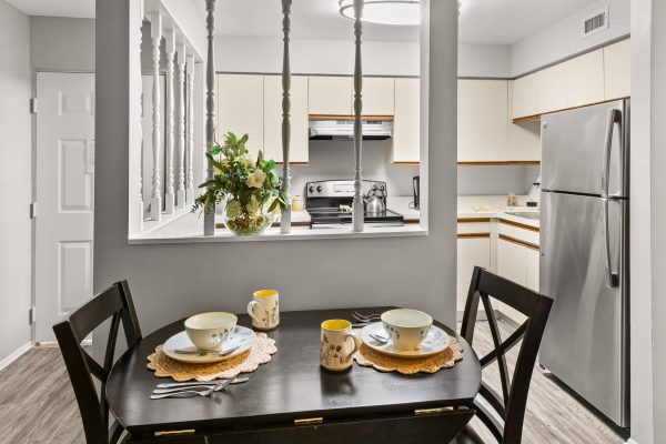 Model-Unit-Dining