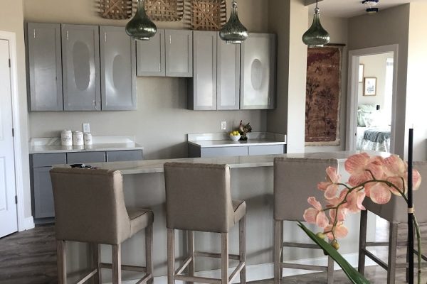 Model kitchen bar with seats